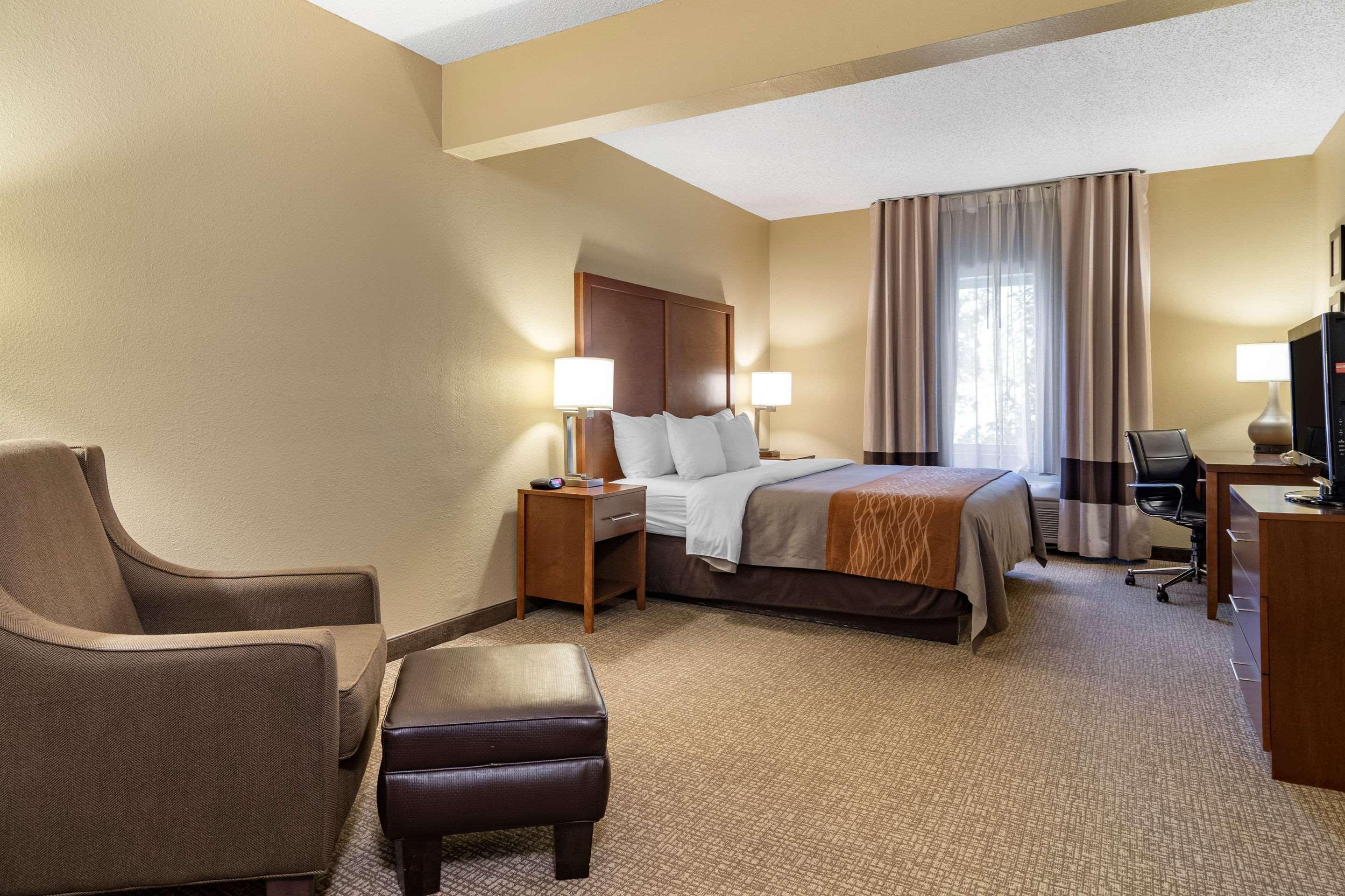 Comfort Inn & Suites Suwanee - Sugarloaf Buitenkant foto
