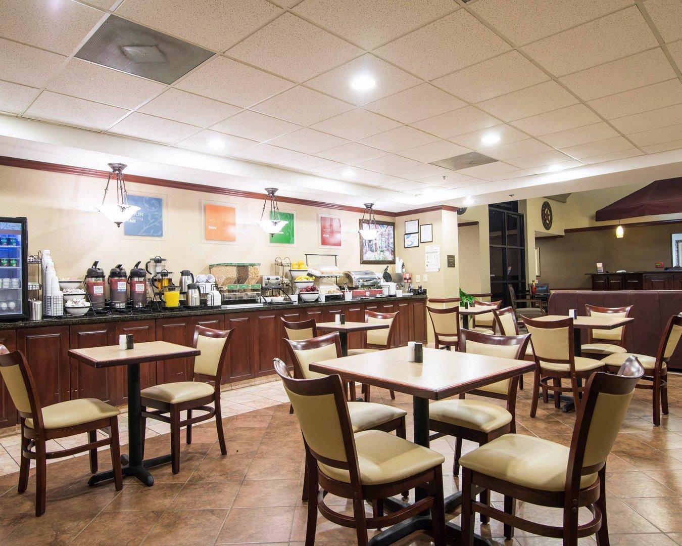 Comfort Inn & Suites Suwanee - Sugarloaf Buitenkant foto