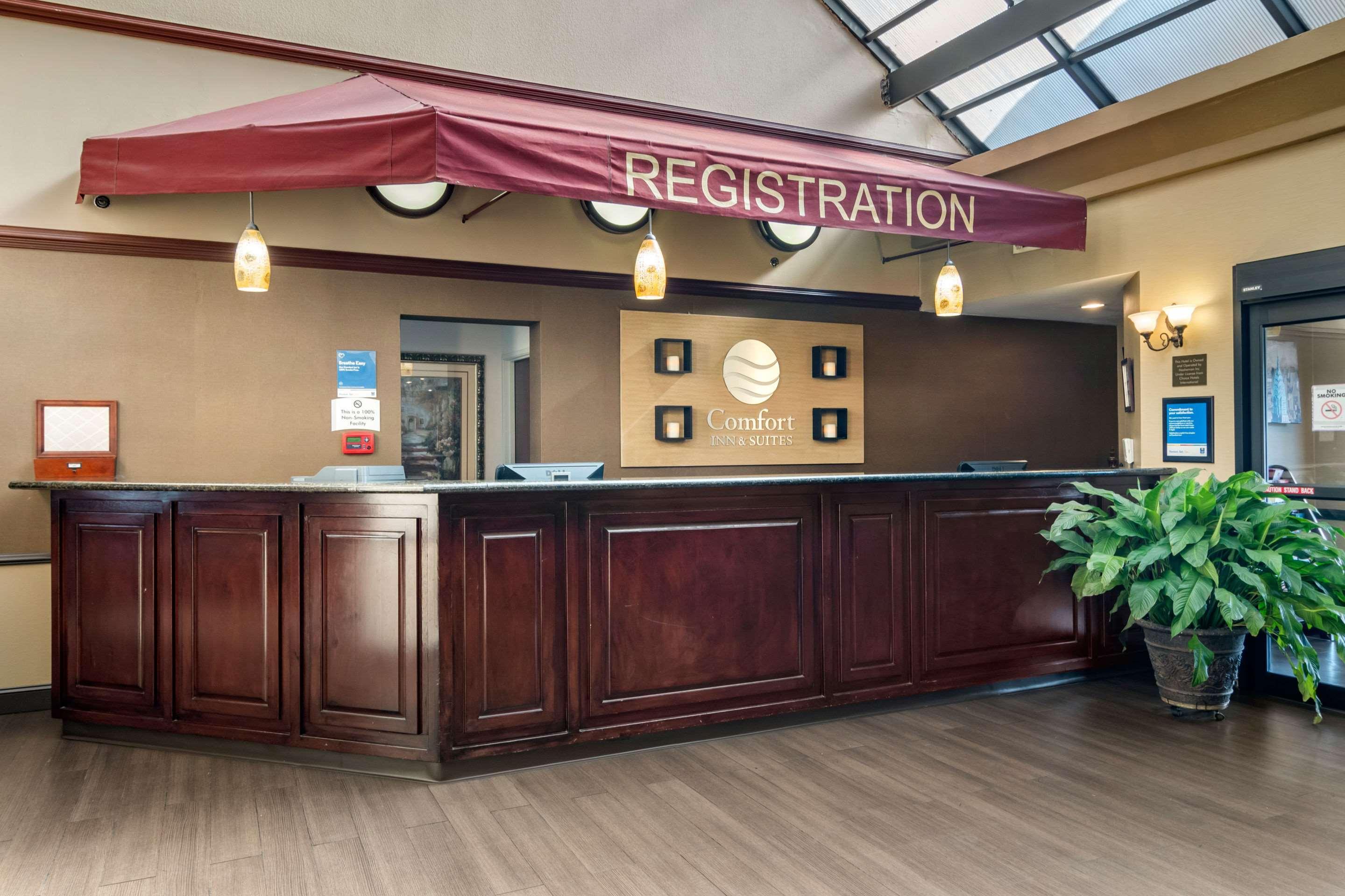 Comfort Inn & Suites Suwanee - Sugarloaf Buitenkant foto
